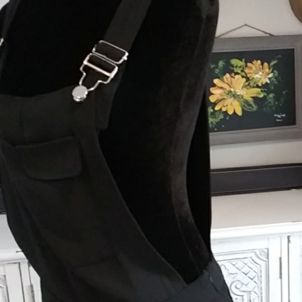 Dress - Picture 5 of 5
